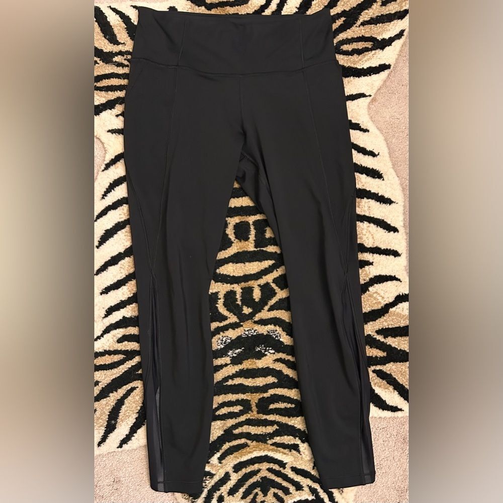 Athleta Black Leggings *Sample* Size Small EUC